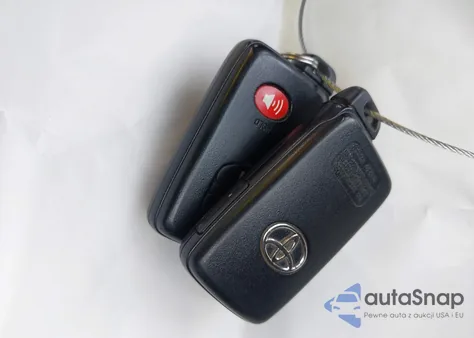 2015 Toyota Prius V Four из США, поврежденный, VIN JTDZN3EU4FJ034421